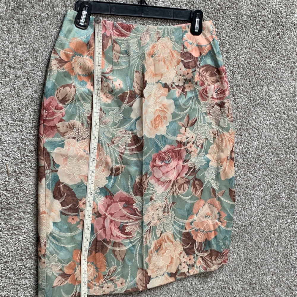 Vintage Expo Floral Skirt - Picture 5 of 7